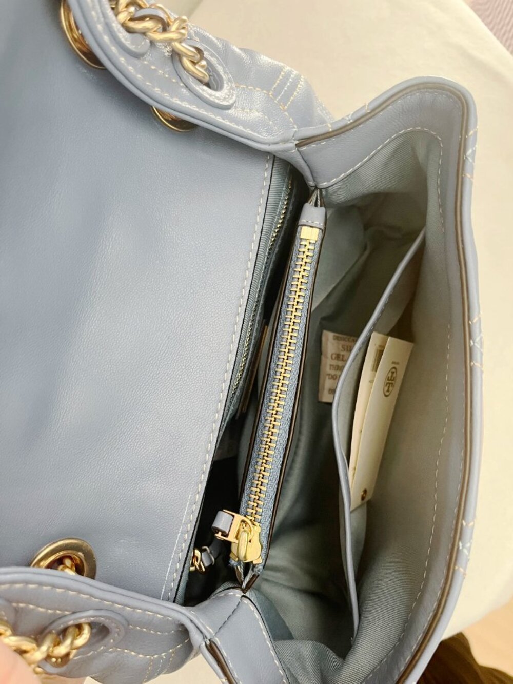 Tory Burch Fleming Contrast-Stitch Small Leather Convertible Shoulder Bag - Picture 6 of 9